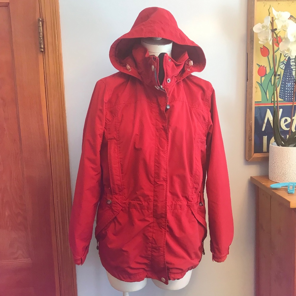L.L. Bean 100% nylon lightweight red jacket coat